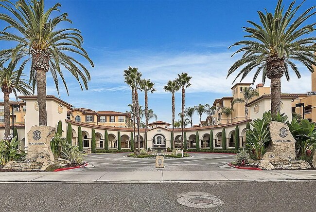 Building Photo - 150 Palm Valley Blvd