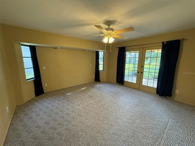 Building Photo - 4270 Ascot Dr