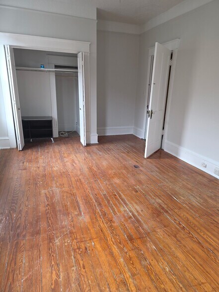 Middle bedroom - 114 S 5th Ave