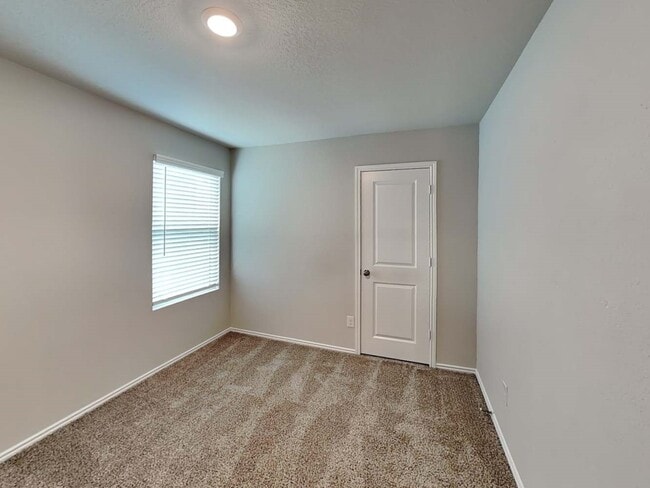 Building Photo - 5618 Basilica Pl