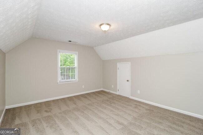 Building Photo - 230 Austin Dr