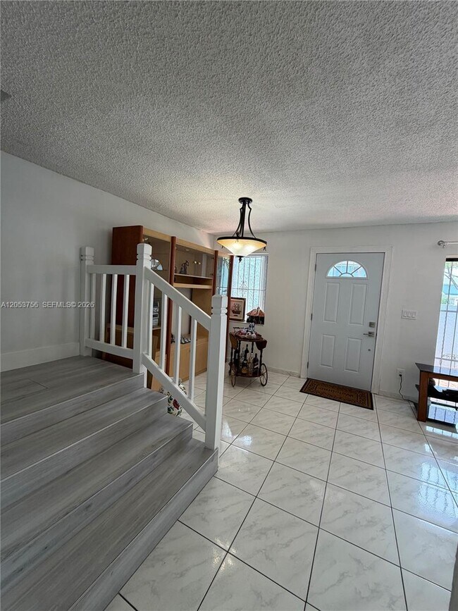 Building Photo - 3832 SW 107th Ave