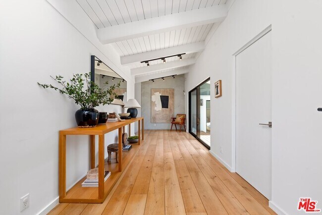 Building Photo - 23701 Harbor Vista Dr