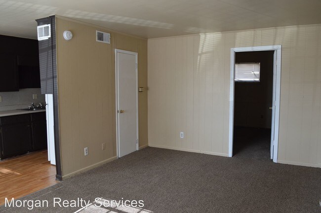 Building Photo - 1802 Polly Reed Dr