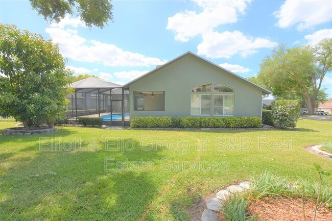 Building Photo - 2218 Longleaf Cir