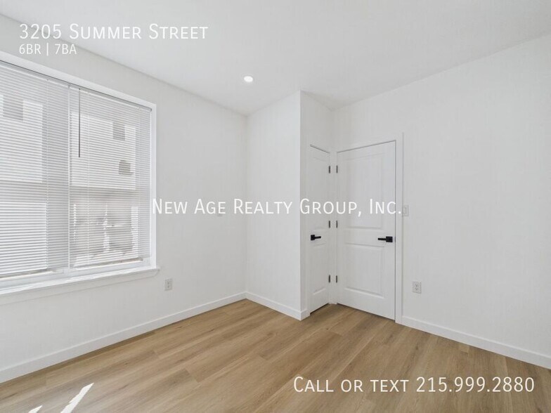 Building Photo - 3205 Summer St