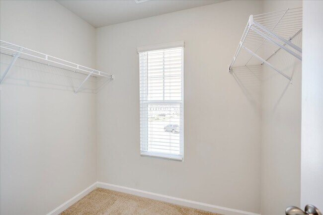 Building Photo - 3504 Firestone Dr