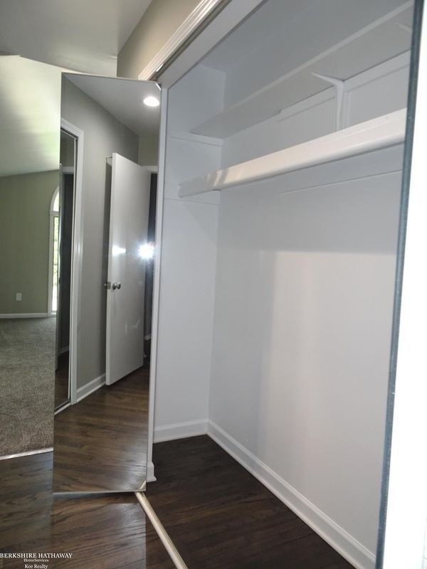 Building Photo - 32106 Gainsborough Dr
