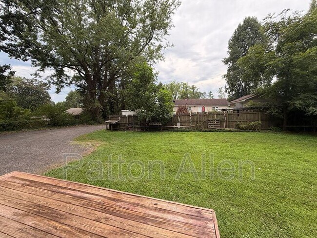 Building Photo - 115 Starnes Cove Rd