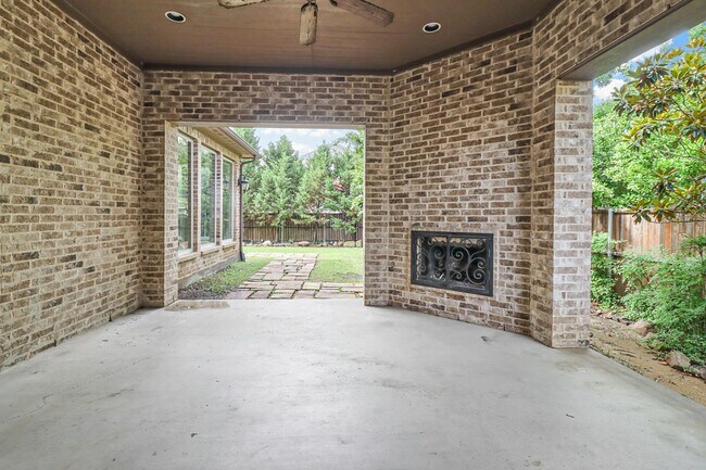 Building Photo - 2308 Cardinal Blvd