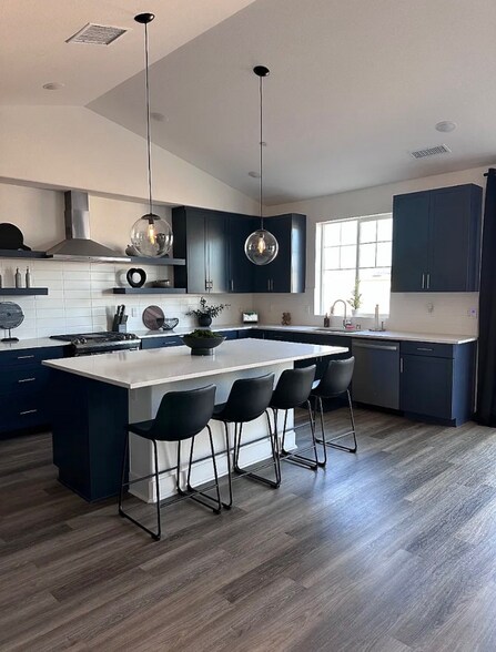 Building Photo - 7783 Howard Ct