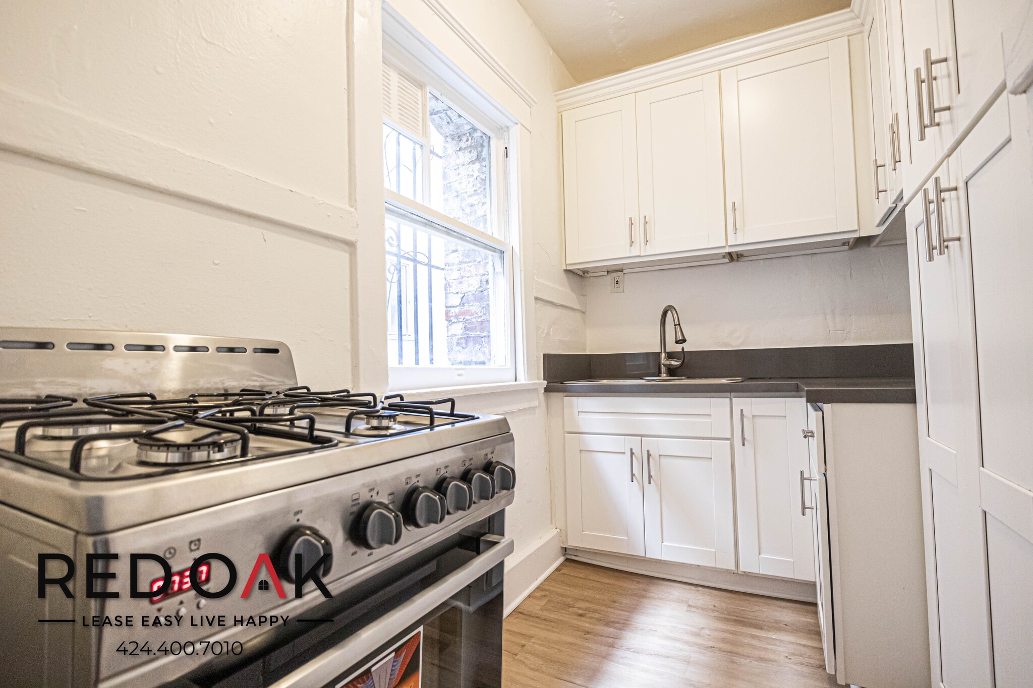 Building Photo - 1420 S Bonnie Brae St