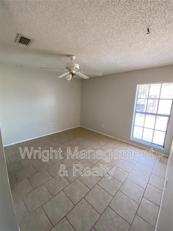 Building Photo - 9520 Drakemill Ct