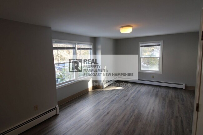 Building Photo - 17 Ellison Dr