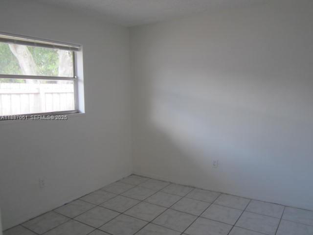 Building Photo - 2640 NW 2nd St