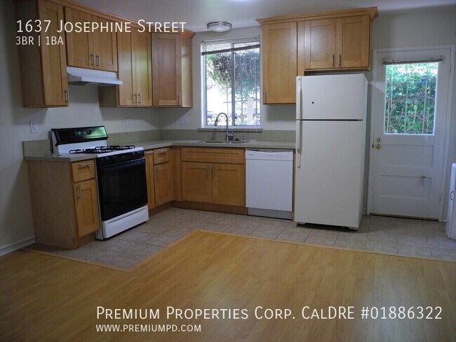 Building Photo - 1637 Josephine St