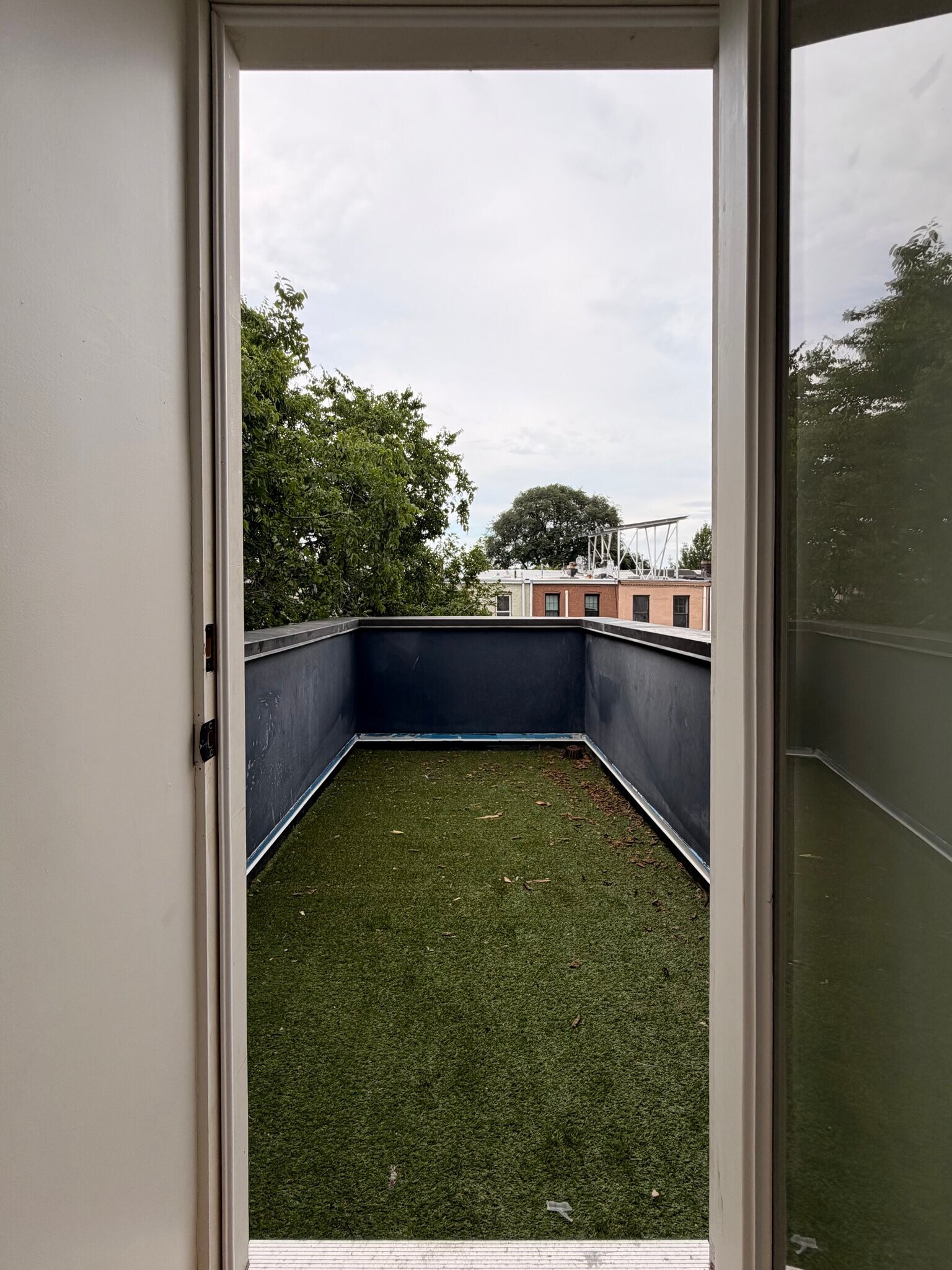 Building Photo - 77A Somers St