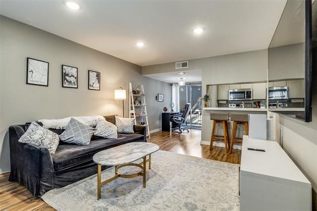 Building Photo - 4020 Holland Ave