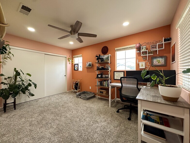 Building Photo - 8932 Gateway View Ct