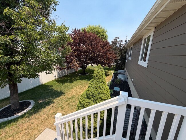 Building Photo - Spacious 6-Bedroom Home for Rent in Lehi