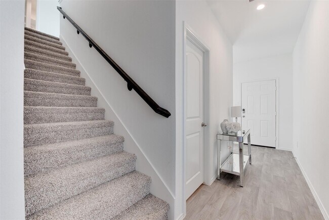 Building Photo - 5339 Tuscany Hills Ln