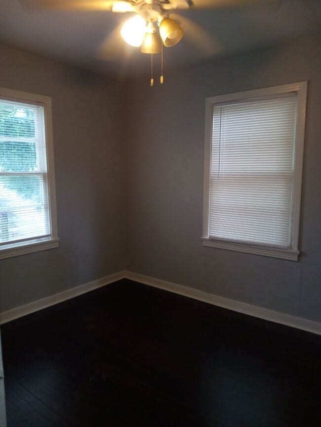 Building Photo - 2 Bedroom 1 Bathroom Home for Rent in Alexandria, LA – $750/Month