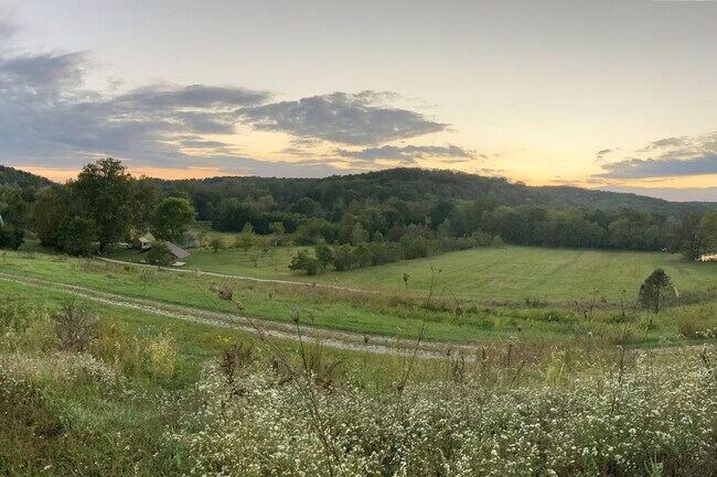 Building Photo - 20200 S Jemerson Creek Rd