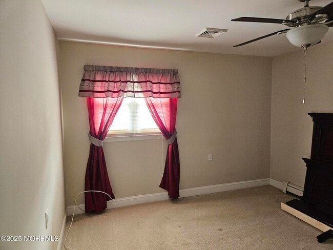 Building Photo - 49 Castle Harbor Dr