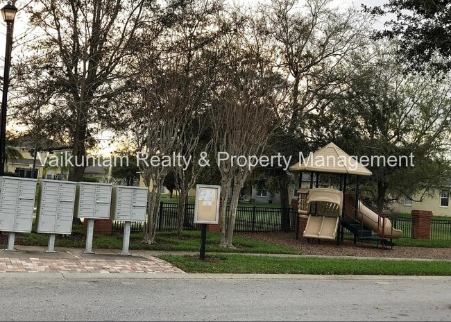 Building Photo - 1109 Cathcart Cir