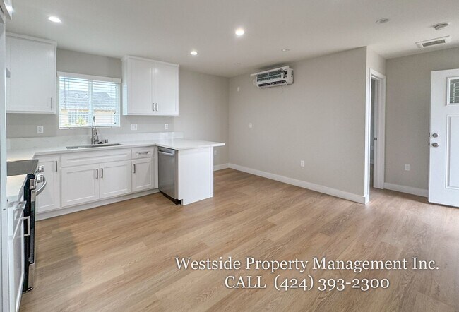 Primary Photo - 316 Ximeno Ave