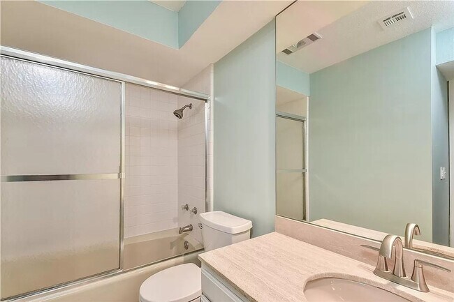 Building Photo - Urban Living in Downtown OKC - 2 Bedrooms/...