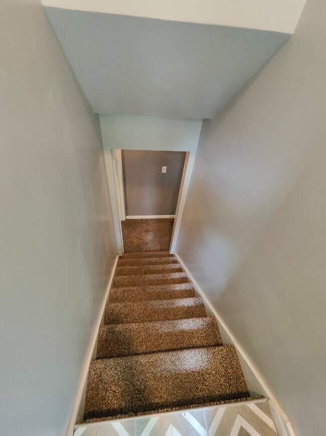 Building Photo - 1121 W 2200 N