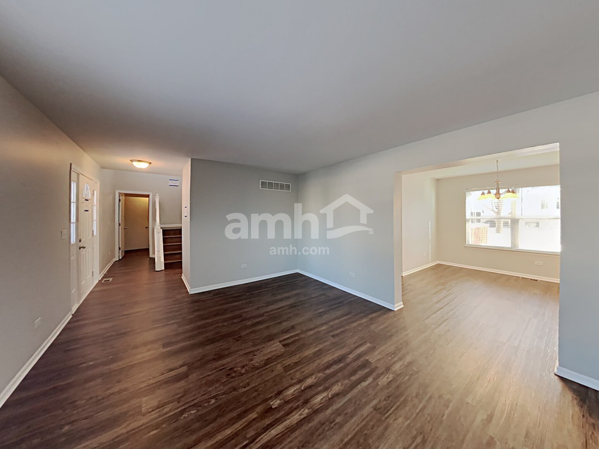 Building Photo - 1712 Tall Oaks Dr