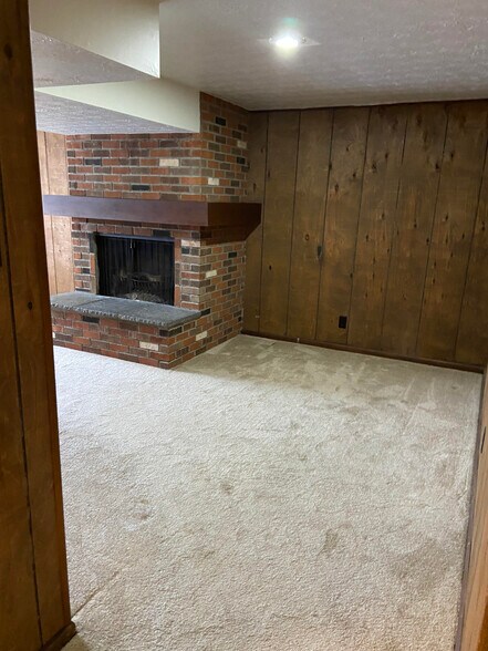 Building Photo - 1324 Aarons Way