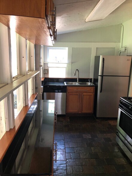 Building Photo - 1047 Fleece Pl