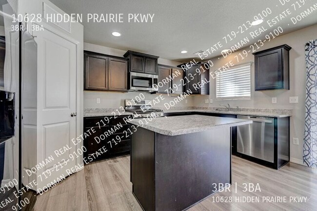 Building Photo - 10628 Hidden Pr Pkwy