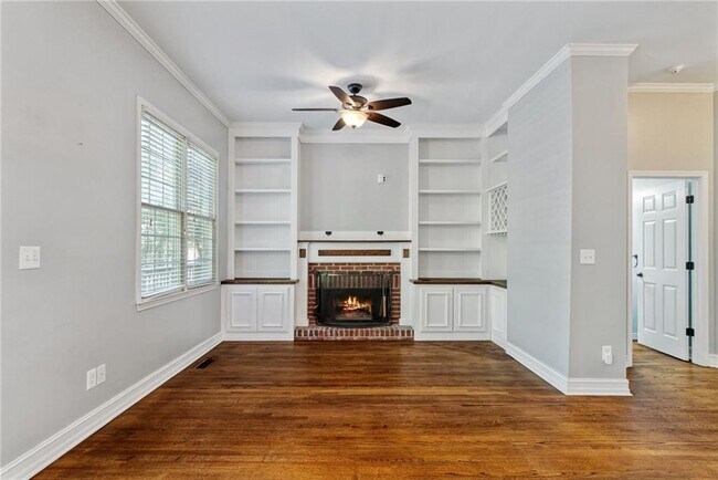 Building Photo - 1362 Cartecay Dr NE