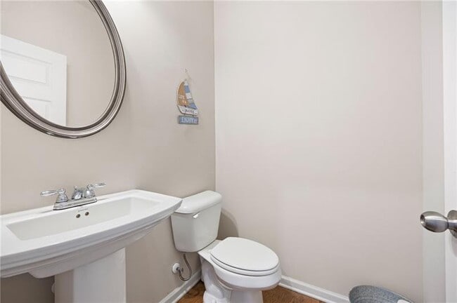 Building Photo - 133 Madison Bend