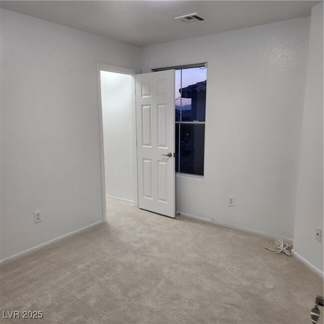 Building Photo - 10680 Congaree St