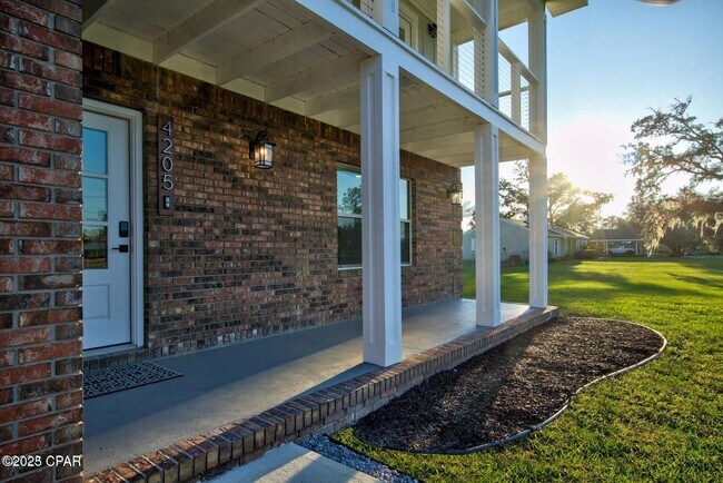 Building Photo - 4205 Deerpoint Lake Dr