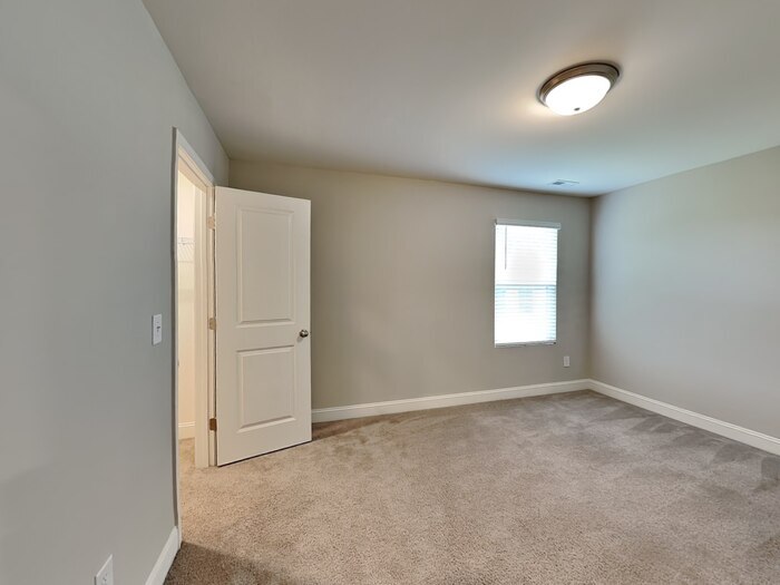 Building Photo - 3817 Sapphire Ridge Ct