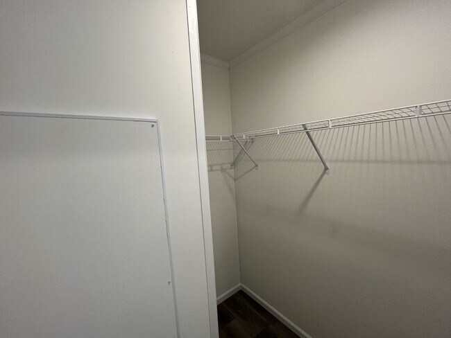 Building Photo - 9 Swan Ln