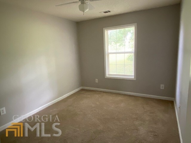 Building Photo - 22 Meadow Chase Way