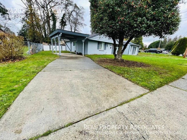 Building Photo - 24202 57th Ave W