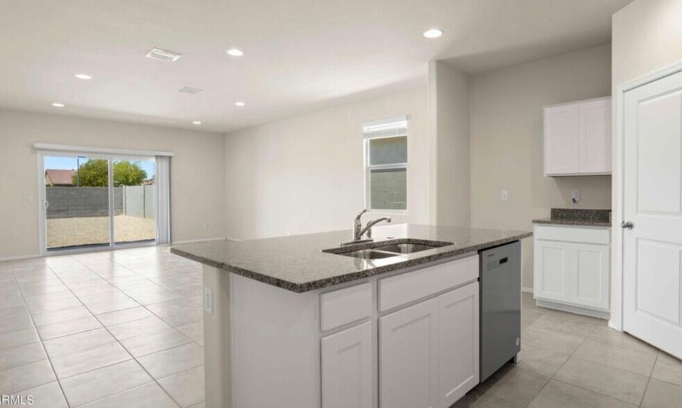 Building Photo - 1164 W Sand Canyon Ct