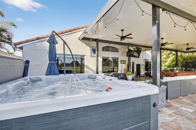 Building Photo - 18950 SW 16th St