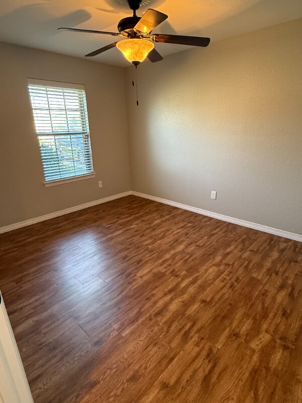 Building Photo - 7120 Echo Hill Dr