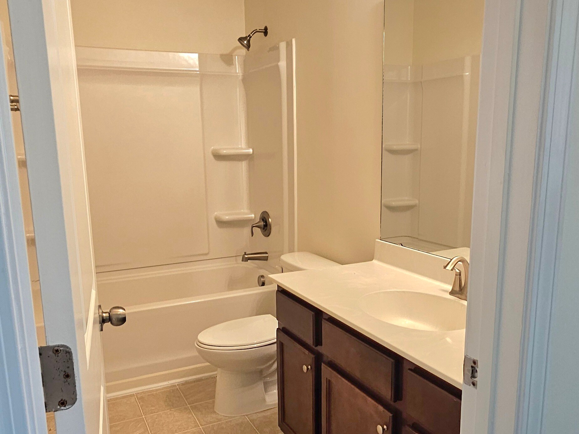 Building Photo - 401 Bear Tree Ct