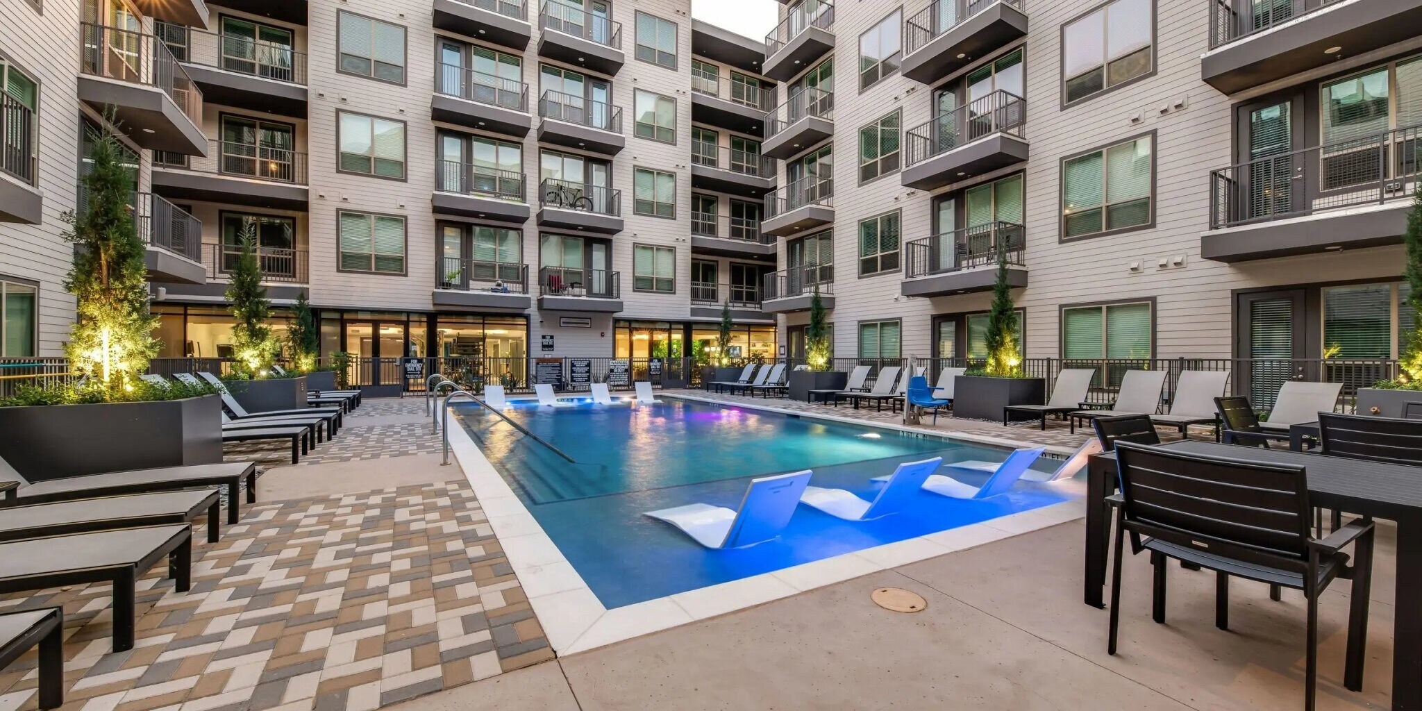 Building Photo - 5332 Trinity River Trl