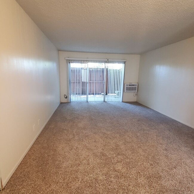 Building Photo - Convenient Livermore 1bd/1ba Ground Floor Condo- Available in April